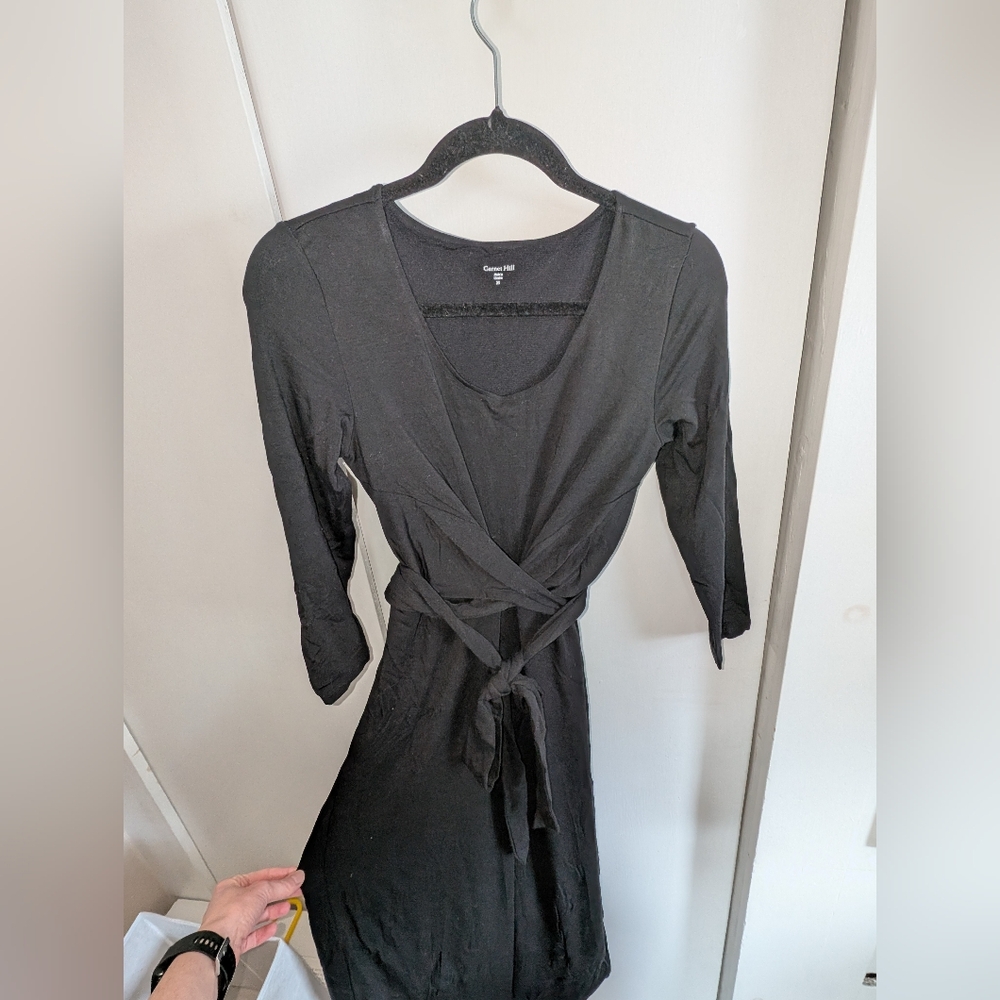Black Garnet Hill ballet wrap midi length dress size xs with lots of stretch